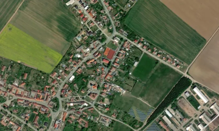 kostel Nanebevzetí Panny Marie (Březník) – letecký pohled