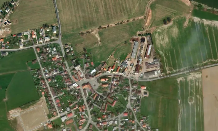 kostel Nanebevzetí Panny Marie (Dubné) – letecký pohled