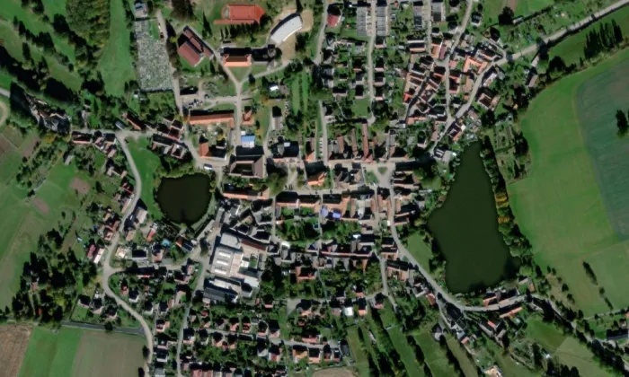 kostel Nanebevzetí Panny Marie (Nový Rychnov) – letecký pohled