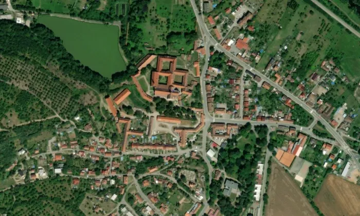 kostel Nanebevzetí Panny Marie (Předklášteří) – letecký pohled