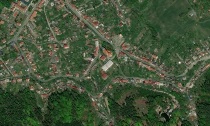 Kostel Nanebevzetí Panny Marie (Střílky) – letecký pohled