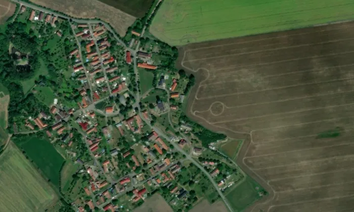 Kostel Nanebevzetí Panny Marie (Starkoč) – letecký pohled