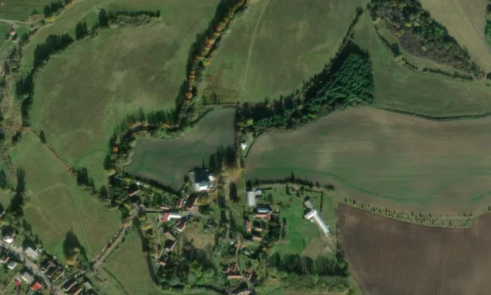 Kostel Nanebevzetí Panny Marie (Velešice) – letecký pohled