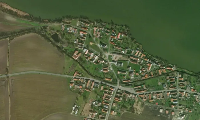 kostel Narození Panny Marie (Choťovice) – letecký pohled