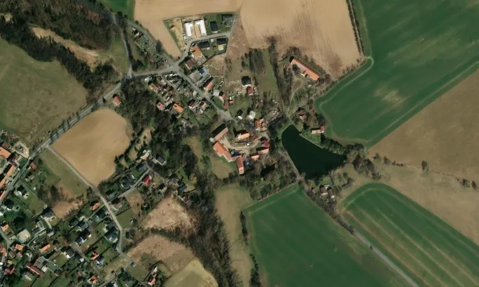 Kostel Narození Panny Marie (Olešky) – letecký pohled