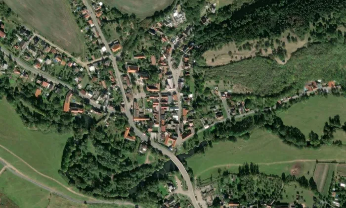 Kostel Narození Panny Marie (Starý Plzenec) – letecký pohled