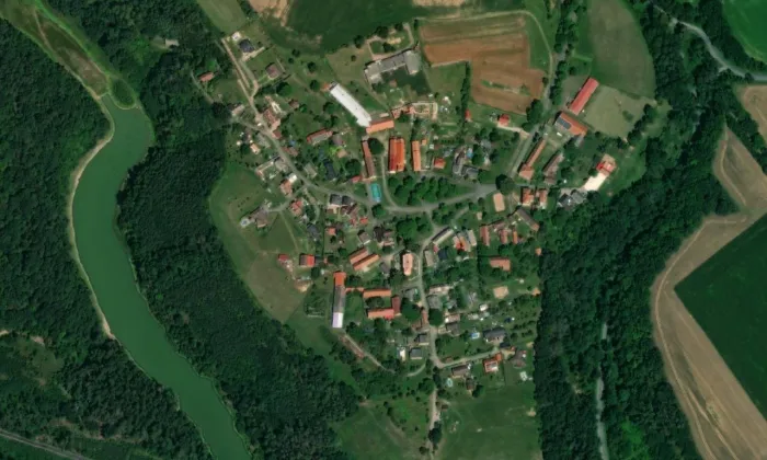 Kostel Narození Panny Marie (Sudoměř) – letecký pohled