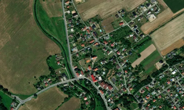 Kostel Narození svatého Jana Křtitele (Stará Ves) – letecký pohled