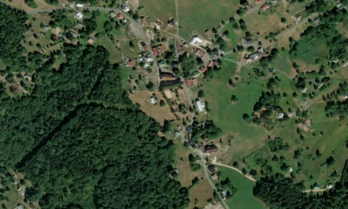 Kostel Narození svatého Jana Křtitele (Polubný) – letecký pohled