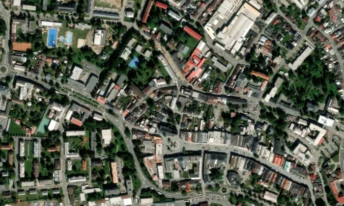 Kostel Navštívení Panny Marie (Město) – letecký pohled