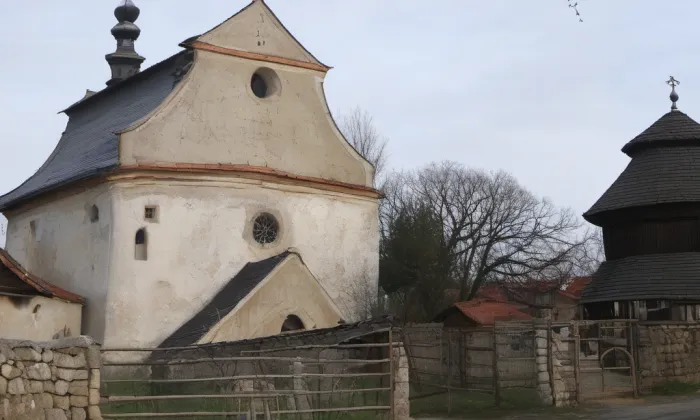 Kostel Nejsvětější Trojice (Obrubce) – historical