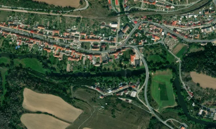 kostel Nejsvětější Trojice (Vladislav) – letecký pohled