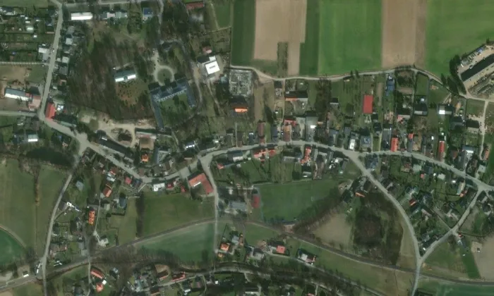 Kostel Nejsvětějšího Spasitele – letecký pohled