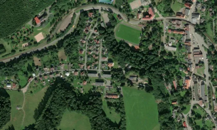 Kostel Panny Marie Pomocné (Teplice nad Metují) – letecký pohled