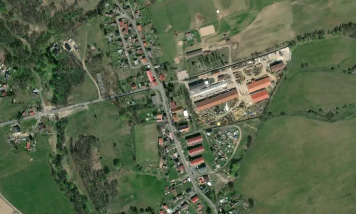 Kostel Povýšení svatého Kříže (Nový Kostel) – letecký pohled