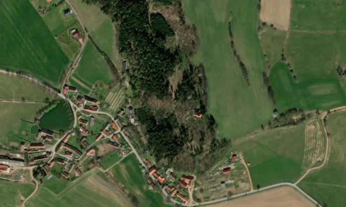 Kostel Proměnění Páně (Pacelice) – letecký pohled