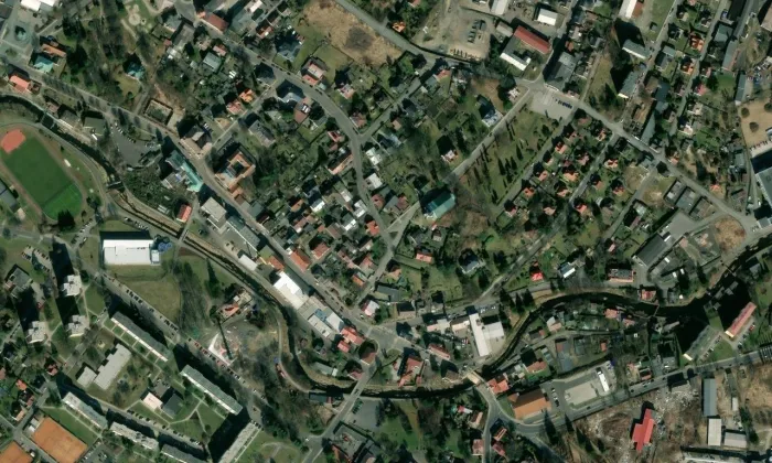 Kostel Proměnění Páně ve Varnsdorfu – letecký pohled