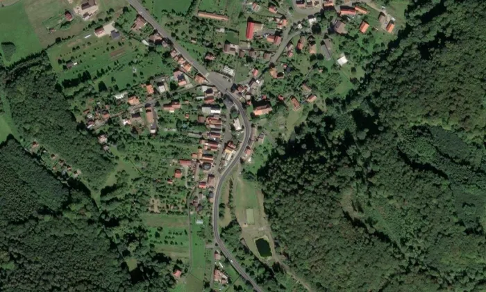 Kostel svaté Kateřiny (Bořislav) – letecký pohled