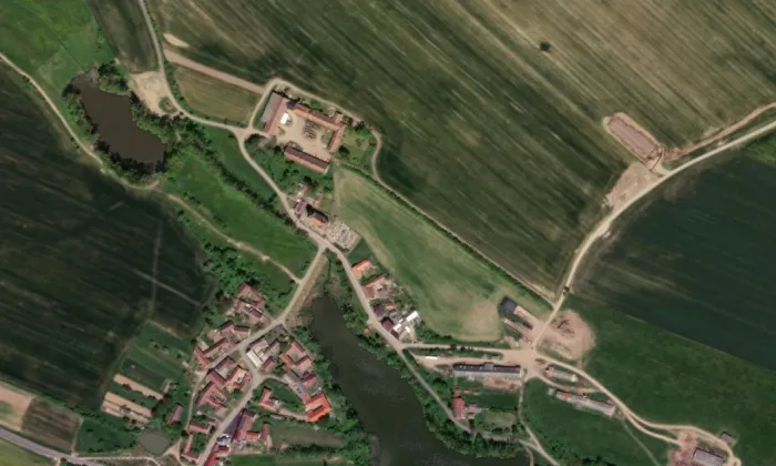 kostel svaté Kateřiny (Slavíkovice) – letecký pohled