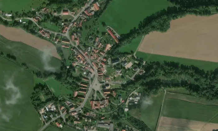 kostel svaté Maří Magdalény (Skořenice) – letecký pohled