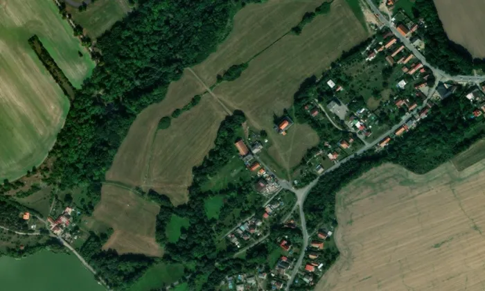 Kostel svaté Markéty Antiochijské (Podlažice) – letecký pohled
