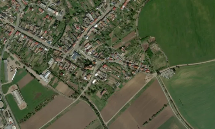 kostel svatých Petra a Pavla (Tištín) – letecký pohled
