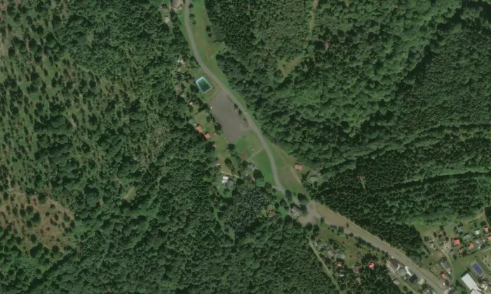 Kostel svatého Antonína Paduánského (Klíny) – letecký pohled