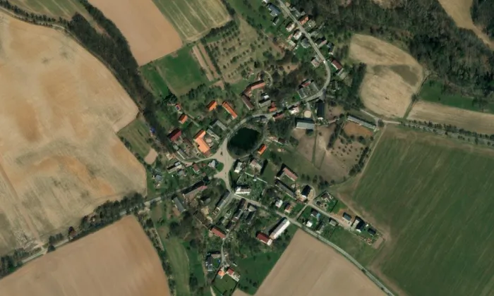Kostel svatého Bartoloměje (Sezemice) – letecký pohled