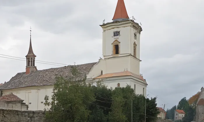 Kostel svatého Bartoloměje (Sezemice) – historical