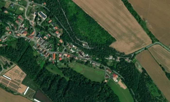 Kostel svatého Bartoloměje (Strenice) – letecký pohled