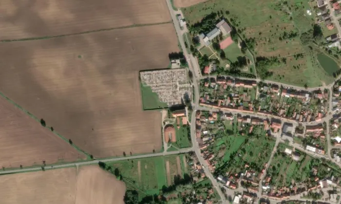 kostel svatého Cyrila a Metoděje (Ratíškovice) – letecký pohled