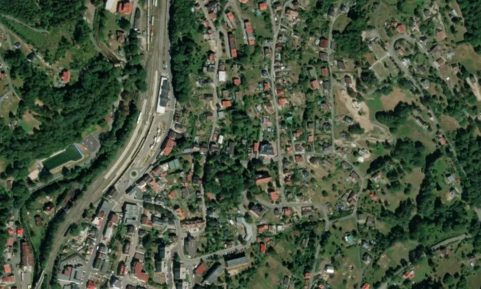 Kostel svatého Františka z Assisi (Šumburk nad Desnou) – letecký pohled