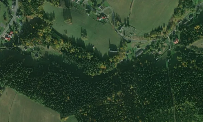 Kostel svatého Isidora (Nové Losiny) – letecký pohled