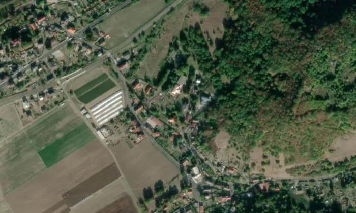Kostel svatého Jakuba Staršího (Svádov) – letecký pohled