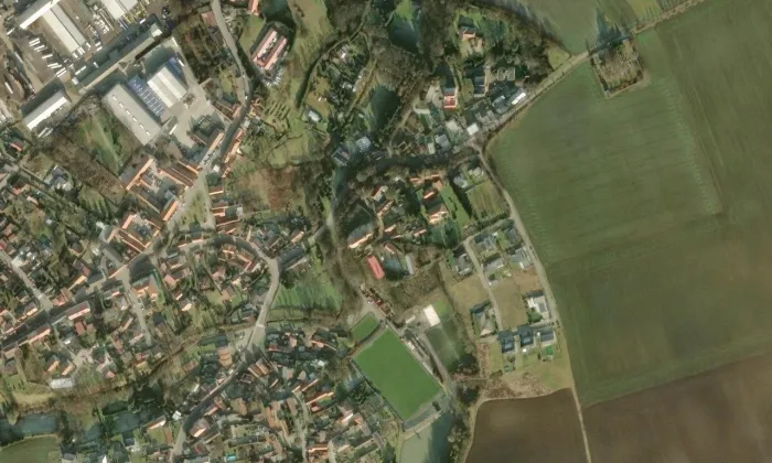 Kostel svatého Jakuba Staršího (Zápy) – letecký pohled