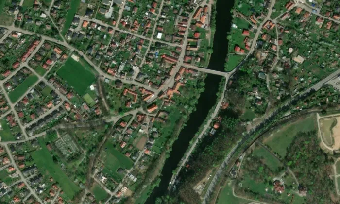 Kostel svatého Jakuba Většího (Boršov nad Vltavou) – letecký pohled