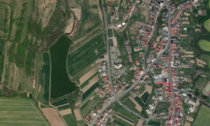 kostel svatého Jakuba Většího (Ježov) – letecký pohled