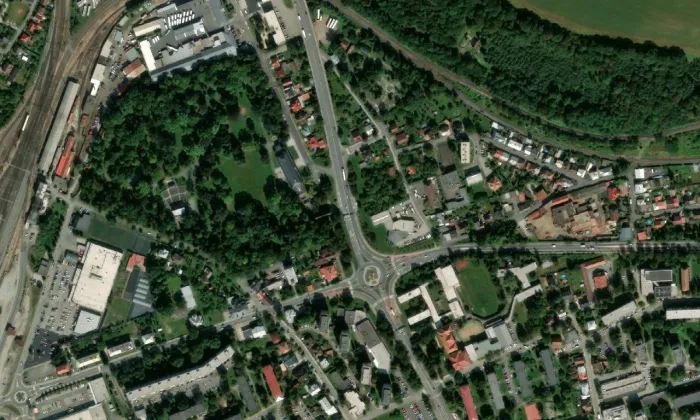 Kostel svatého Jakuba Většího (Krásno nad Bečvou) – letecký pohled