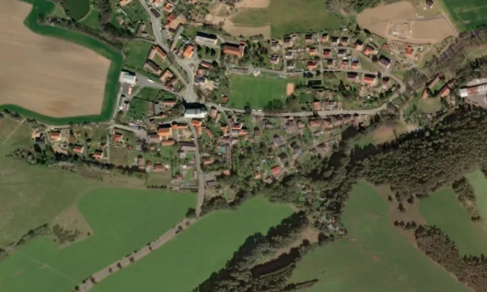 Kostel svatého Jana Křtitele (Dolní Hbity) – letecký pohled