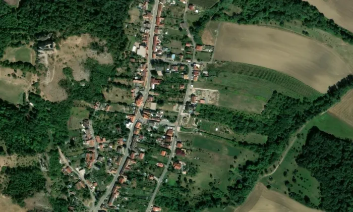 Kostel svatého Jiří (Klentnice) – letecký pohled