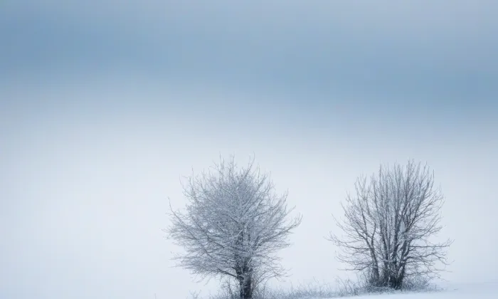 Kostel svatého Jiří (Loučná Hora) – winter