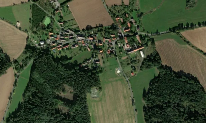 Kostel svatého Jiljí (Budislavice) – letecký pohled