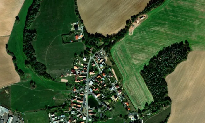 Kostel svatého Jiljí (Třebnice) – letecký pohled