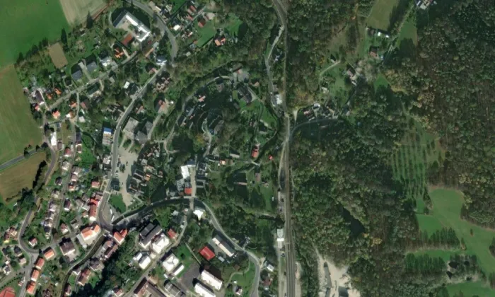 kostel svatého Josefa v Žulové – letecký pohled
