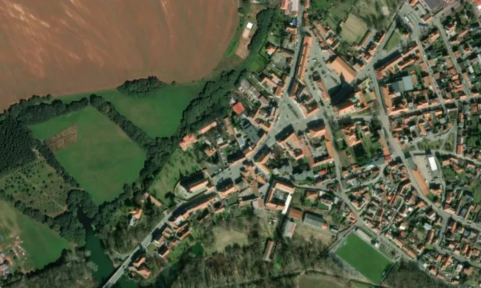 Kostel svatého Klementa ve Staré Boleslavi – letecký pohled