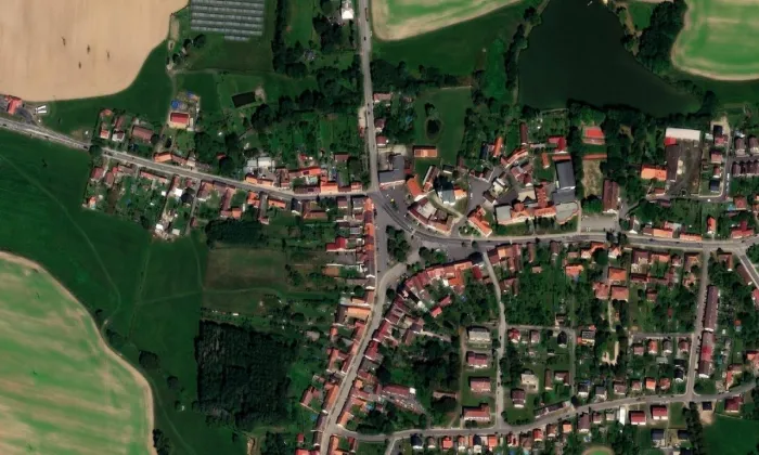 kostel svatého Martina (Bernartice) – letecký pohled