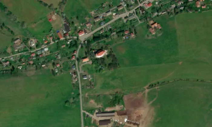Kostel svatého Michaela archanděla (Vernéřovice) – letecký pohled