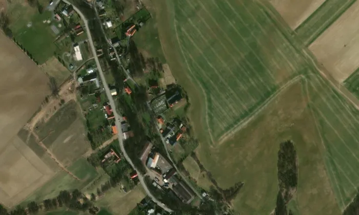 Kostel svatého Michaela archanděla (Kujavy) – letecký pohled
