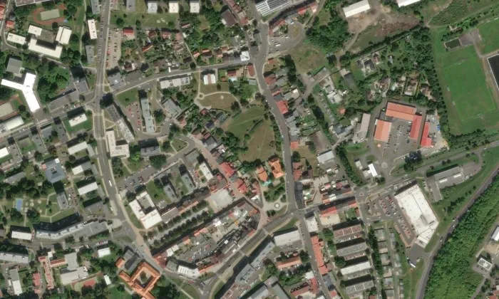 Kostel svatého Michaela archanděla v Litvínově – letecký pohled