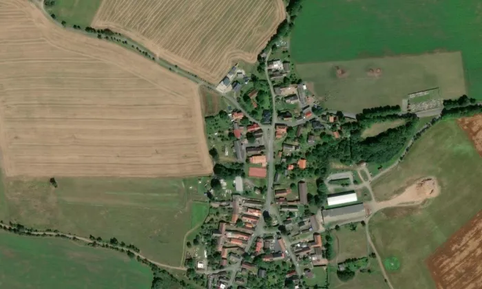 Kostel svatého Mikuláše (Úboč) – letecký pohled